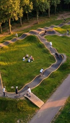 Pump track